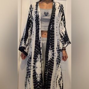 Elan* Cover-up maxi dress black/white